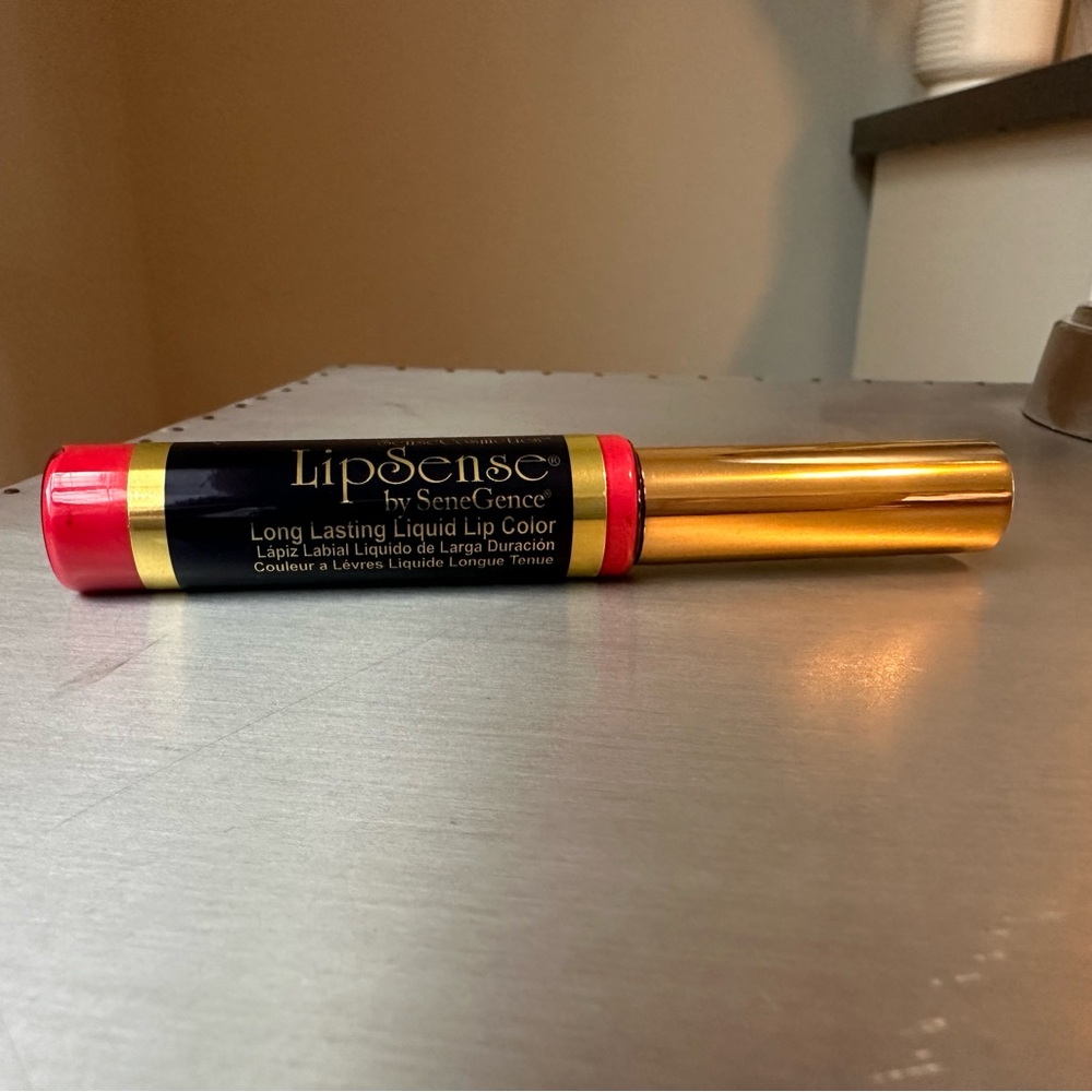 LipSense by SeneGence Long Lasting Lip Color Strawberry Shortcake